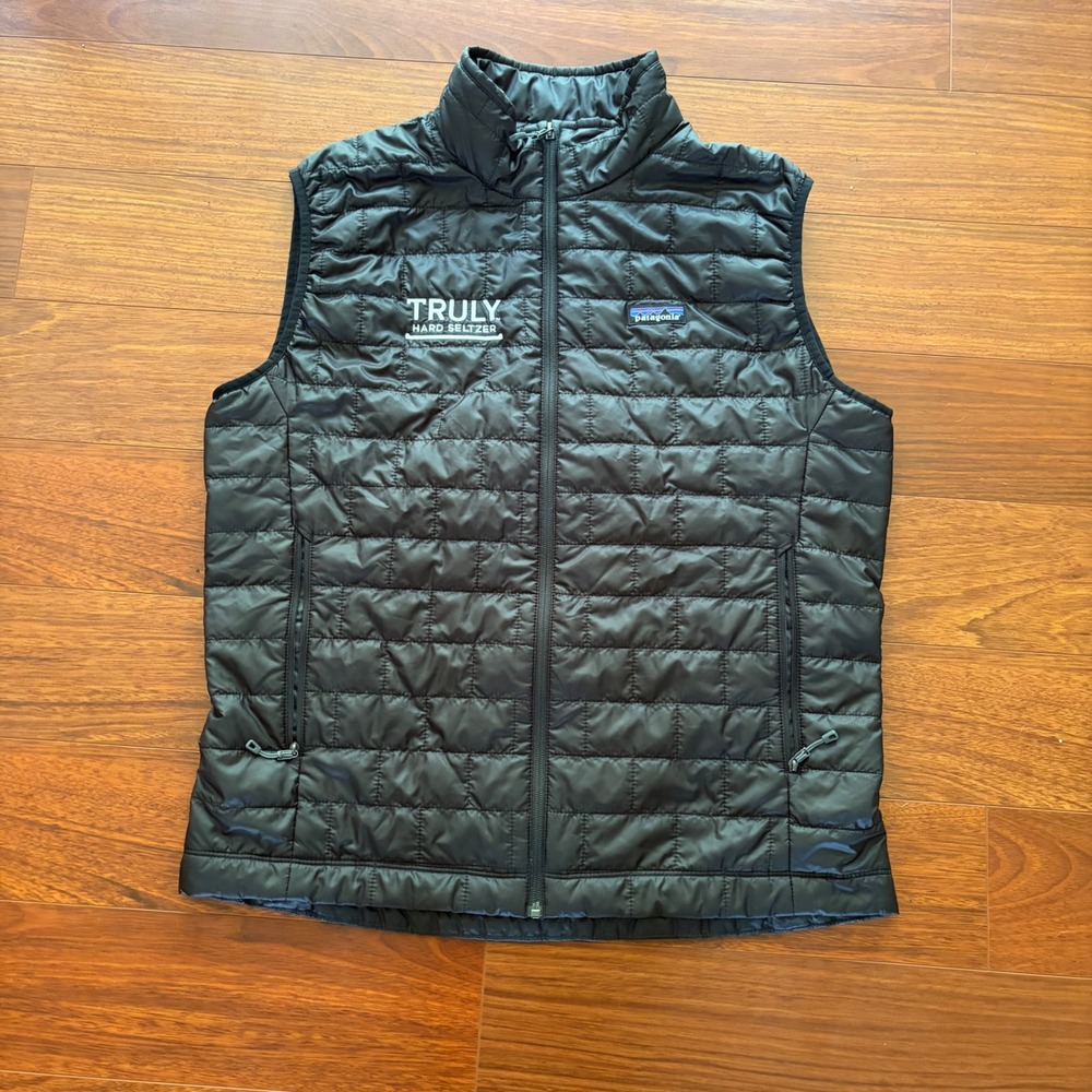 Patagonia Nano Puff Black Truly Hard Seltzer Vest Mens Large Insulated Puffer
